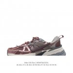 Nike V2K Run 4 tpu , md Vomero 5 Nike Initiator.... Nike Balenciaga 3Xl nike V2K