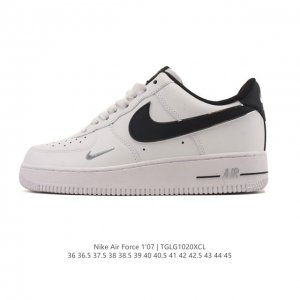 Company-grade Nike Air Force 1 '07 Low platform sneakers, featuring a thick sole
