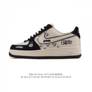 New Af1 Nike Air Force 1 '07 Low, a versatile sneaker with a thick, cushioned s