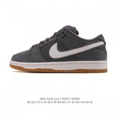 Company-grade Nike Dunk Low Retro sneakers. As a classic basketball shoe from t