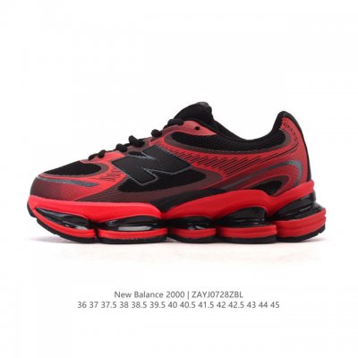 New arrival, a new model from New Balance! The New Balance 0 series features ret