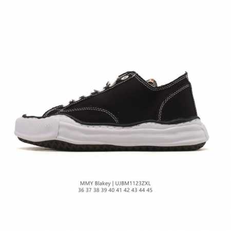 Shawn Yue's favorite item: Mmy Blakey "dirty" sneakers, a retro melting-style c - Click Image to Close