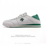 The North Face x Nike Sb Dunk Low is produced by a large manufacturer. Highly re