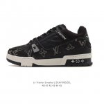 Company-grade Louis Vuitton Trainer Sneaker Low, a stylish and trendy platform s