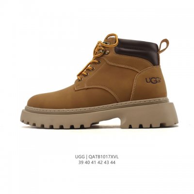 Company-grade Ugg mid-top snow boots with a cute and versatile design featuring