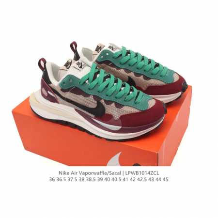 Nike Sacai X Nike Vaporwaffle 3.0 runway collaboration sneakers. The shoe combin - Click Image to Close