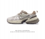 Nike V2K Run 4 tpu , md Vomero 5 Nike Initiator.... Nike Balenciaga 3Xl nike V2