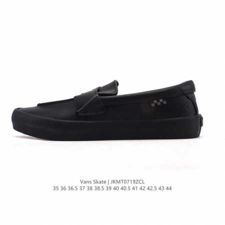The Wall skateboarding spirit. The Skate Loafer features a pure black design. Th - Click Image to Close