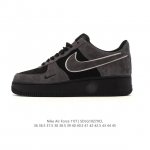 Company-grade Nike Air Force 1 '07 Low platform sneakers, featuring a thick sole