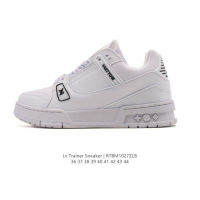 Louis Vuitton Trainer Sneaker Low, a stylish and trendy platform sneaker for men