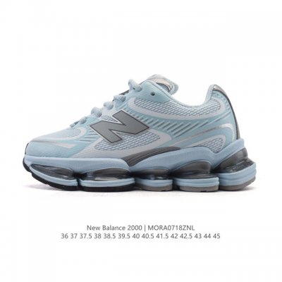 New arrival, a new model from New Balance! The New Balance 0 series features ret