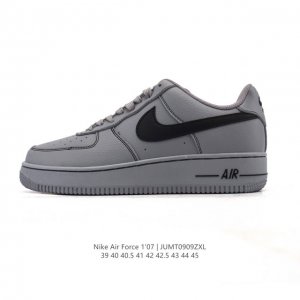 Nike Air Force 1 '07 Low, a versatile, low-top, thick-soled, height-enhancing c