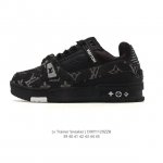 Company-grade Louis Vuitton Trainer Sneaker Low, a stylish and trendy platform