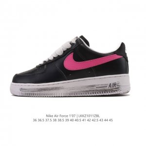 Nike Air Force 1 '07 Low, a versatile, platform, low-top, casual athletic sneake