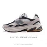 Corporate New Balance 2010 British-made distressed shoes, solid color velvet sn
