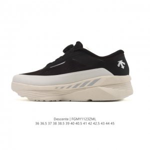 Descente Urban Outdoor Men's Traxi Sports and Casual Shoes Summer New Arrival.