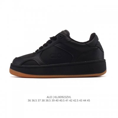 Alo Yoga Recovery Mode. Comfortable, minimalist white sneakers. Non-slip, wear-r
