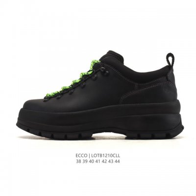 Company-grade Ecco new outdoor hiking boots, a popular style on Xiaohongshu (Li
