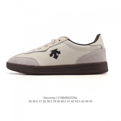 Descente 's unisex canvas low-top sneakers are a summer hit that can be worn by