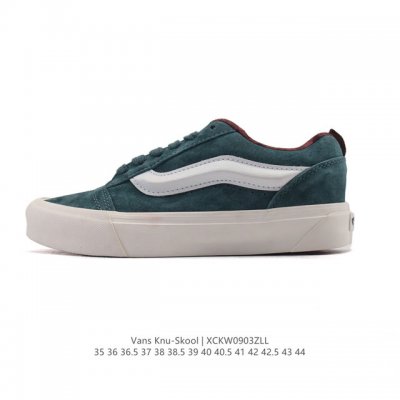 Vans Knu-Skool Vr3 Lx loafers with leather and canvas uppers. Camp Julian Serie