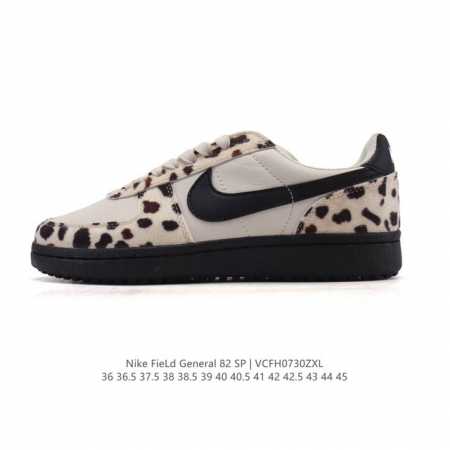 Nike Field General 82 Sp Low-Top Retro Basketball Shoe. This gridiron-specific s - Click Image to Close
