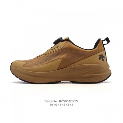 New summer arrival: the Descente Urban Outdoor men's Traxis sneakers. Descente's