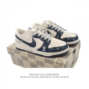 The Nike Dunk Low Retro sneaker is a retro skate shoe. Originally designed for