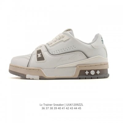 Louis Vuitton Trainer Sneaker Low, a stylish and trendy platform sneaker for me
