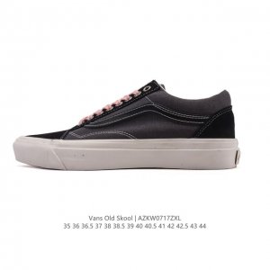 Vans Official Old Skool Low-Top Sneakers. Fashionable, retro, trendy sneakers fo