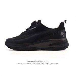 New summer arrival: the Descente Urban Outdoor series of men's and women's Trax