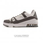 Louis Vuitton LV Louis Vuitton sneakers, fashionable sneakers with trendy thick