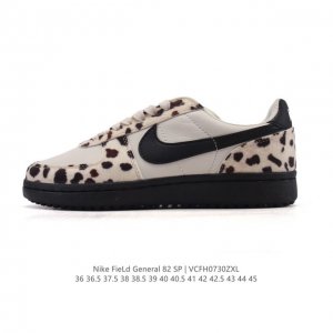 Nike Field General 82 Sp Low-Top Retro Basketball Shoe. This gridiron-specific s