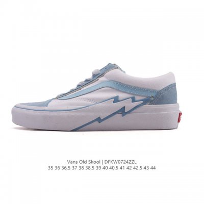 Vans Official Old Skool Low-Top Sneakers. Fashionable, retro, trendy sneakers fo