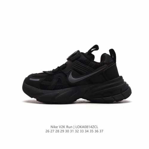 Nike V2K Run 4 tpu , md Vomero 5 Nike Initiator.... Nike Balenciaga 3Xl nike V2