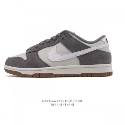 Nike SB Dunk Low Pro unisex retro sneakers, allowing you to stride confidently a