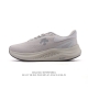 New summer release: the unisex Descente Urban Outdoor collection of unisex Traxi