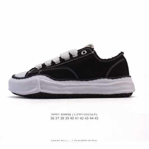 Company-Level Shawn Yue's Favorite Item Mmy Blakey Dirty Shoes Amiri Bone Shoes