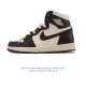 Nike Air Jordan 1 Mid Men's and Women's Basketball Shoes, Stylish and Lightweig