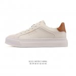 Company-grade Ecco sneakers, a popular style on Xiaohongshu (a Chinese social m