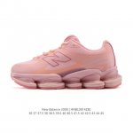 New arrival, a new model from New Balance! The New Balance 0 series features re