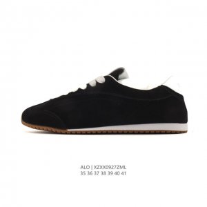 Alo Yoga Recovery Mode. Comfortable, minimalist white sneakers. Non-slip, wear-r