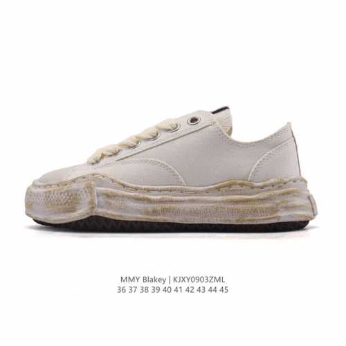 A company-level favorite of Shawn Yue, the Mmy Blakey dirty shoes, the same ret