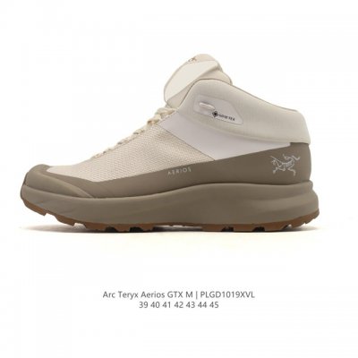 Company-grade Arc'teryx Aerios Gxt hiking boots, waterproof and reinforced men's