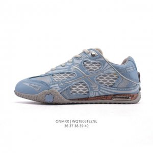 New company-level On Max four-leaf clover limited edition-silver women's sneaker
