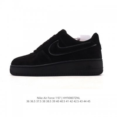 New Af1 Nike Air Force 1 '07 Low, a versatile sneaker with a thick, cushioned s