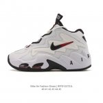 Company-grade Nike shoes, a popular style on Xiaohongshu (Little Red Book) for