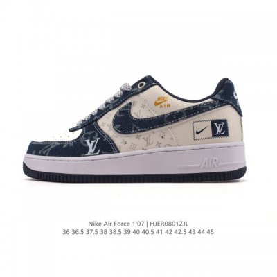 A corporate-grade Nike Air Force 1 '07 Low, a versatile, low-top, thick-soled,