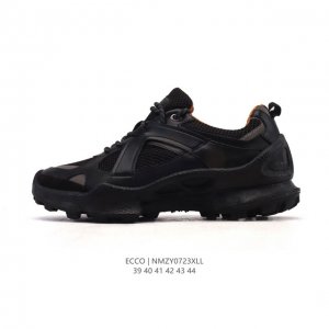 Ecco's new, versatile, casual style, a hit on Xiaohongshu (Little Red Book), is