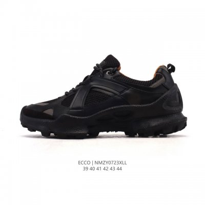 Ecco's new, versatile, casual style, a hit on Xiaohongshu (Little Red Book), is