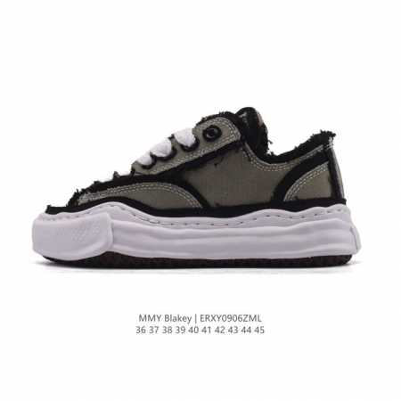 A company-level favorite of Shawn Yue, the Mmy Blakey retro dissolving sneakers - Click Image to Close